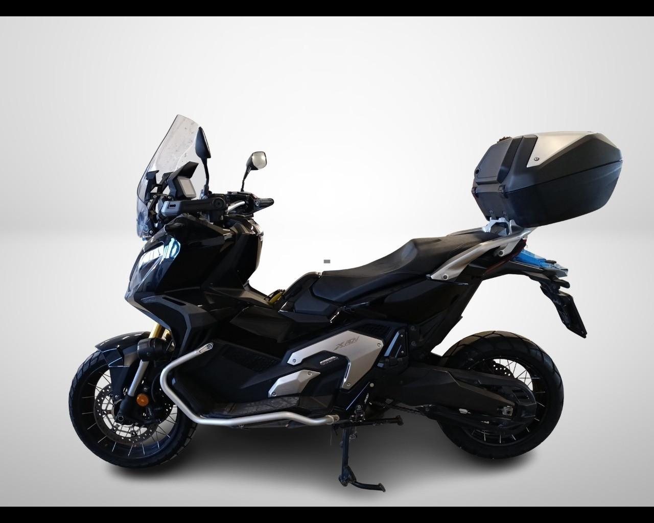 Honda X-ADV 750 - DCT Travel