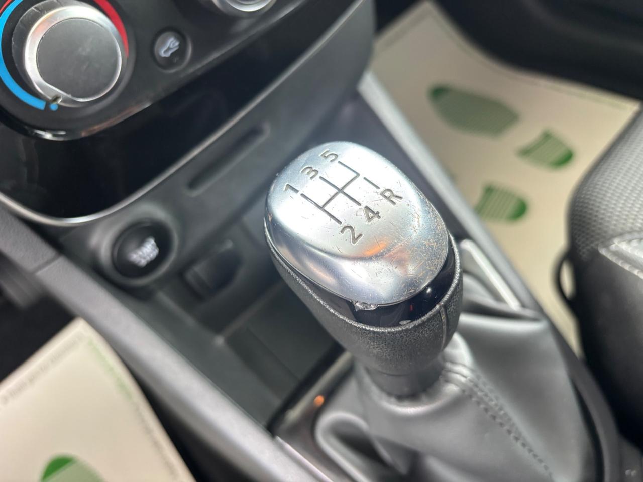Renault Clio dCi 8V 75 CV 5 porte Moschino Intens