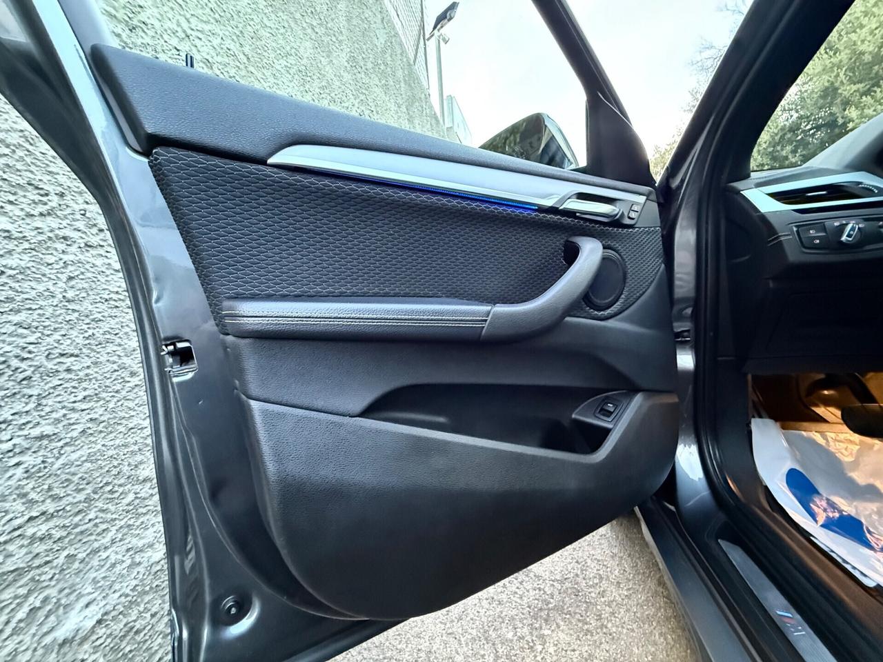 Bmw X2 xDrive20d Msport,LED multicolore,alcantara con cuc.gialle,cerchi neri,FULL OPTIONAL