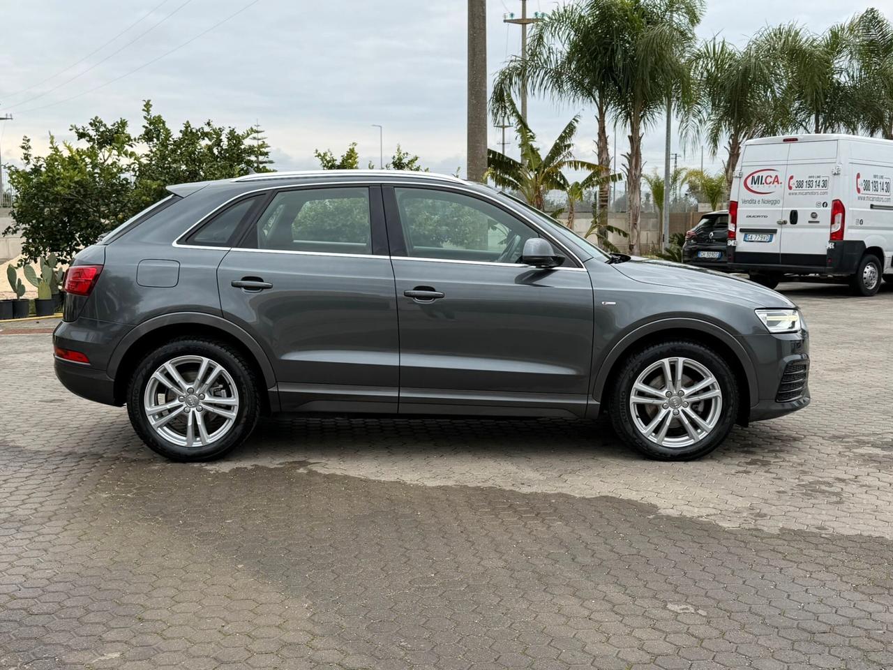 Audi Q3 2.0 TDI 120 CV S tronic Sport S-LINE