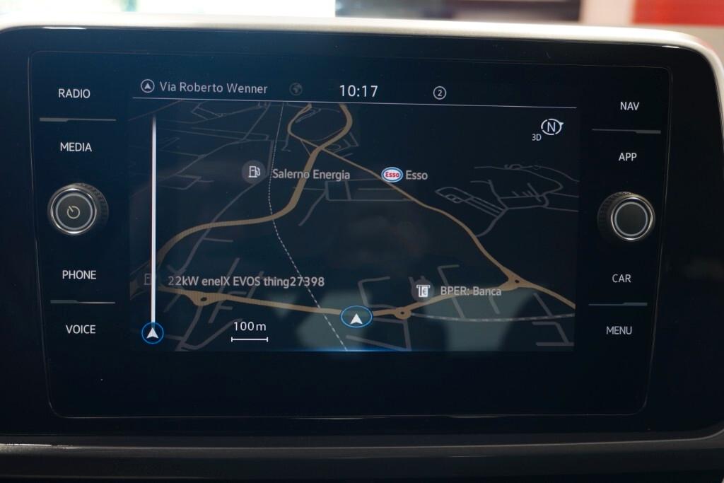 VOLKSWAGEN T-ROC 2.0 TDI 150CV DSG SCR STYLE ( FARI IQ-LIGHT LED MATRIX - DIGITAL COCKPIT - ADAPTIVE CRUISE - NAVI - APP CONNECT - PARK ASSIST - CERCHI 17 )