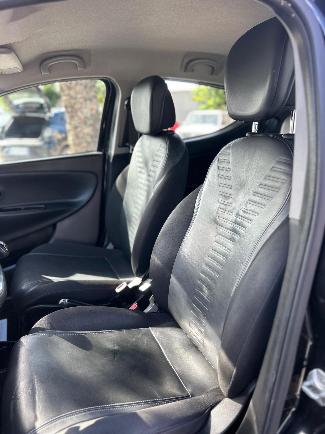 Lancia Ypsilon 1.2 Platinum