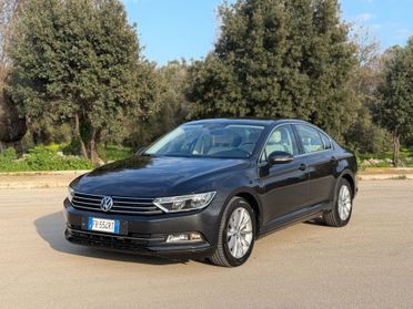 Volkswagen Passat 1.6 TDI SCR DSG Business BMT