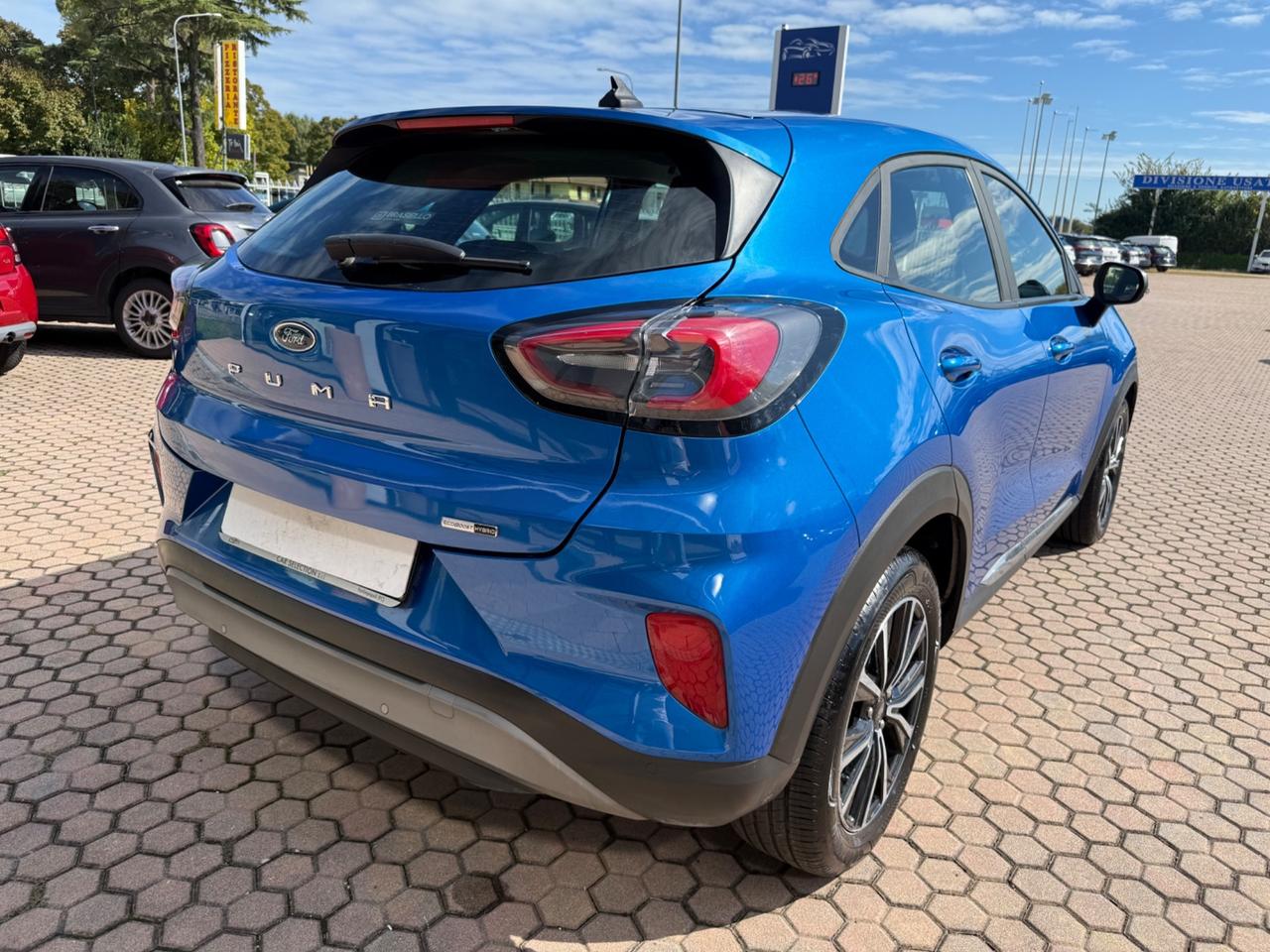 Ford Puma 1.0 EcoBoost Hybrid 125 CV S&S Titanium ok neopatentati