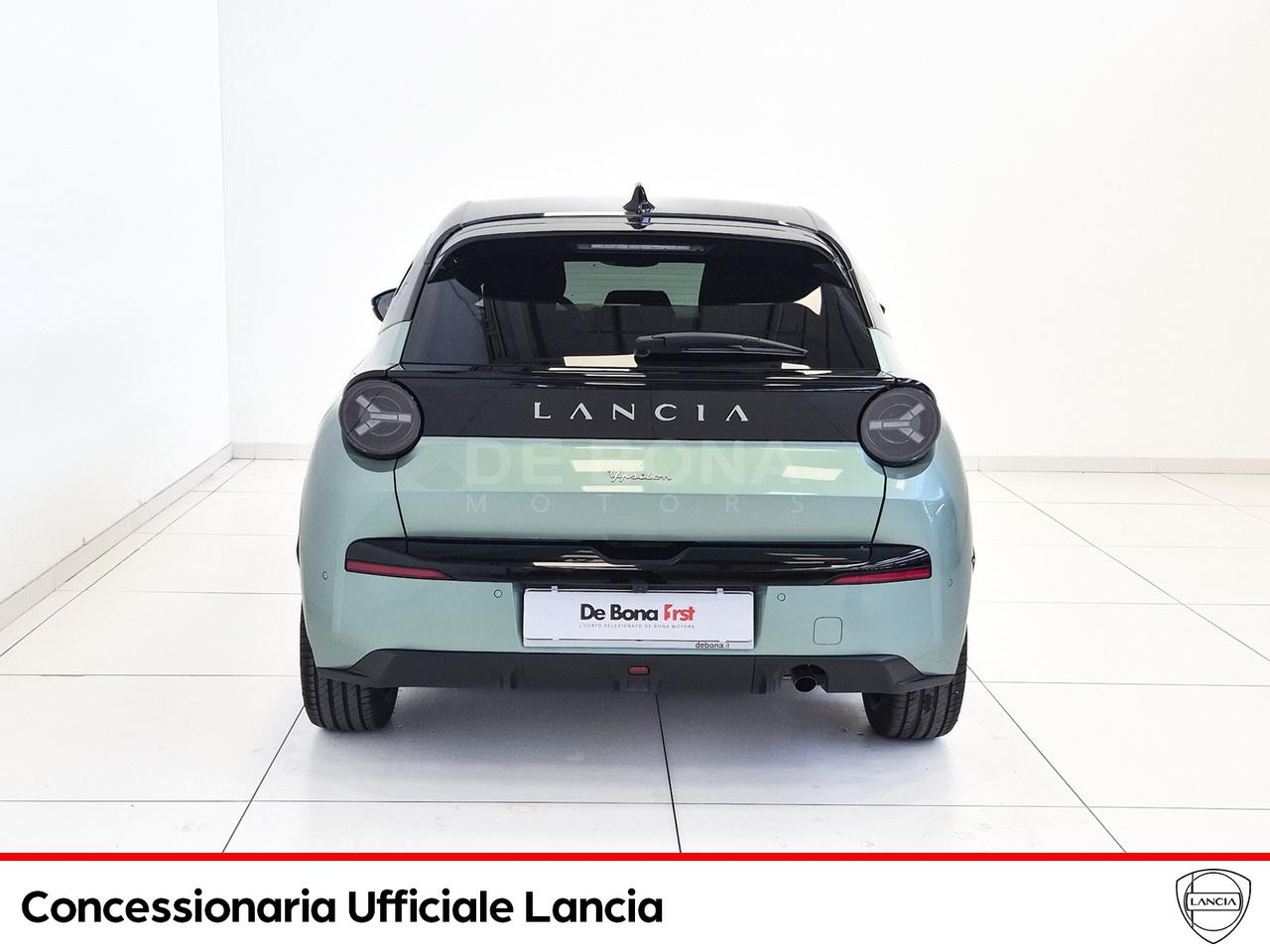 Lancia Ypsilon 1.2 mhev edizione cassina e-dct