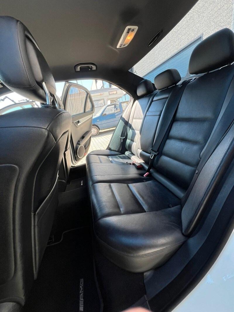 MERCEDES Classe C (W/S204) C 320 CDI 4Matic A...