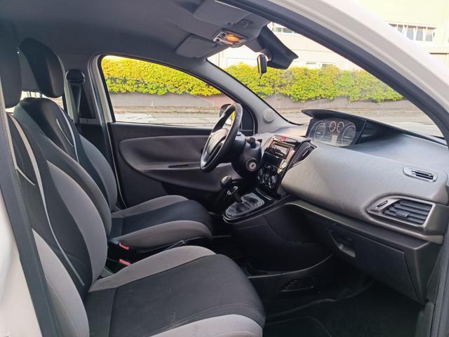 LANCIA Ypsilon 0.9 TwinAir 85 CV 5 porte Metano Ecochic Elefantin