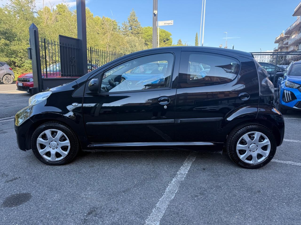 Peugeot 107 1.0 68CV 5p. Sweet Years 2Tronic