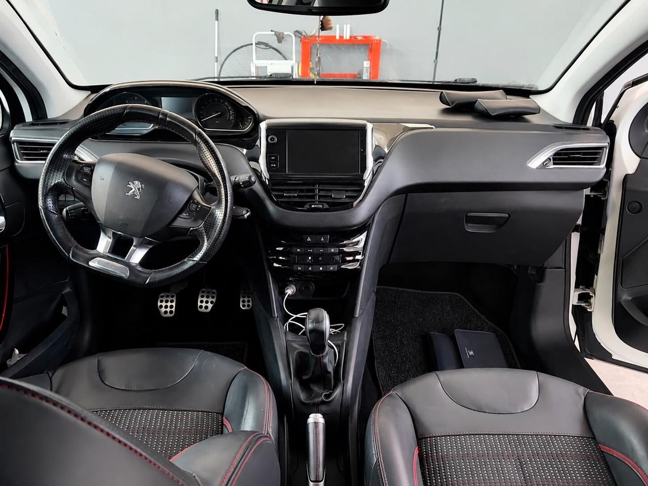Peugeot 208 BlueHDi 100 3 porte GT Line