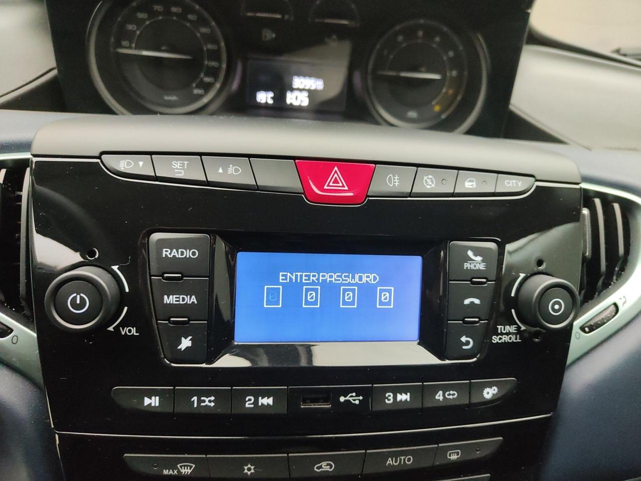 LANCIA Ypsilon III 2021 1.0 70CV HYBRID ORO