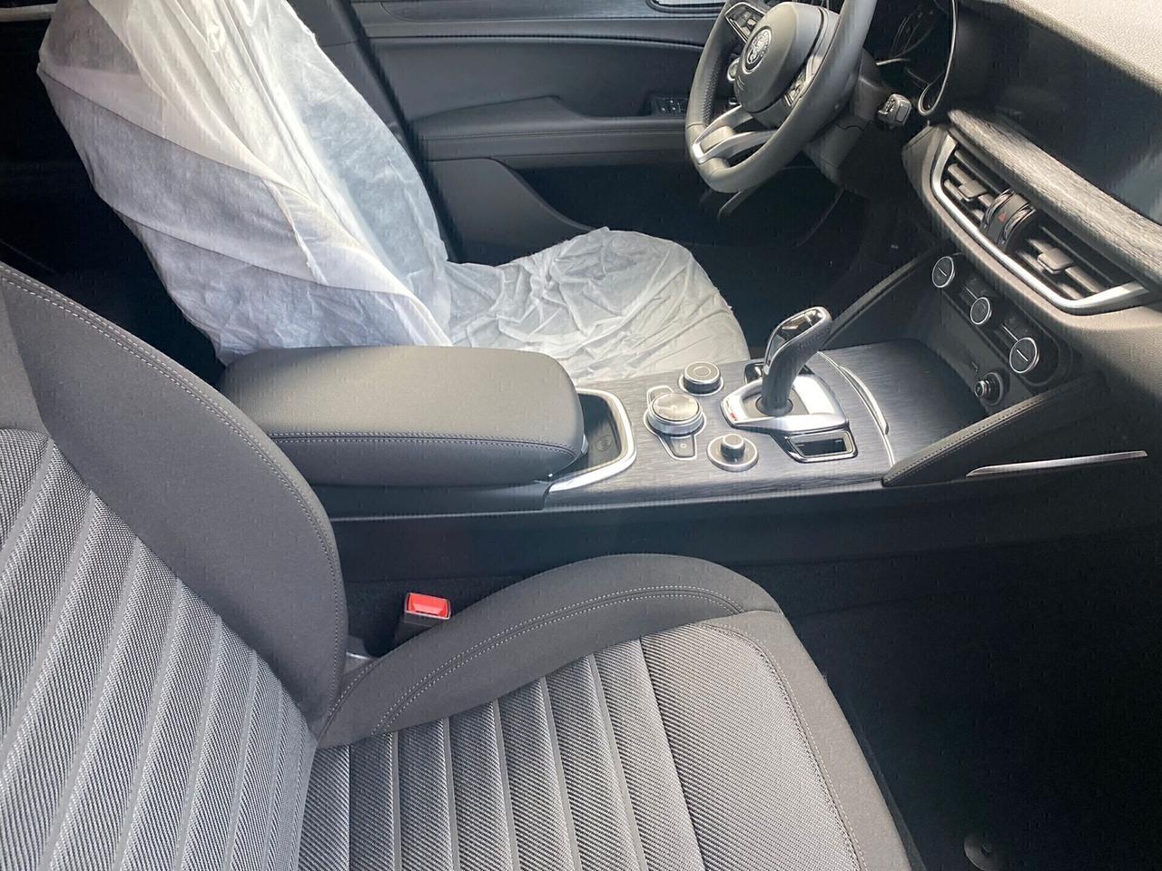 Alfa Romeo Stelvio 2.2 Turbodiesel 160 CV AT8 RWD Sprint
