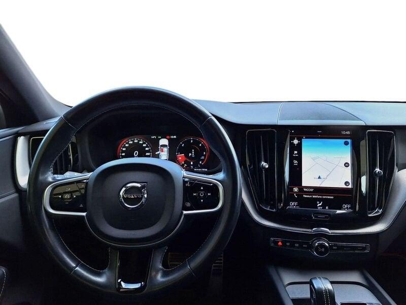 Volvo XC60 B4 197+14 CV AWD Automatica Mild Hybrid NAVI LED R-design