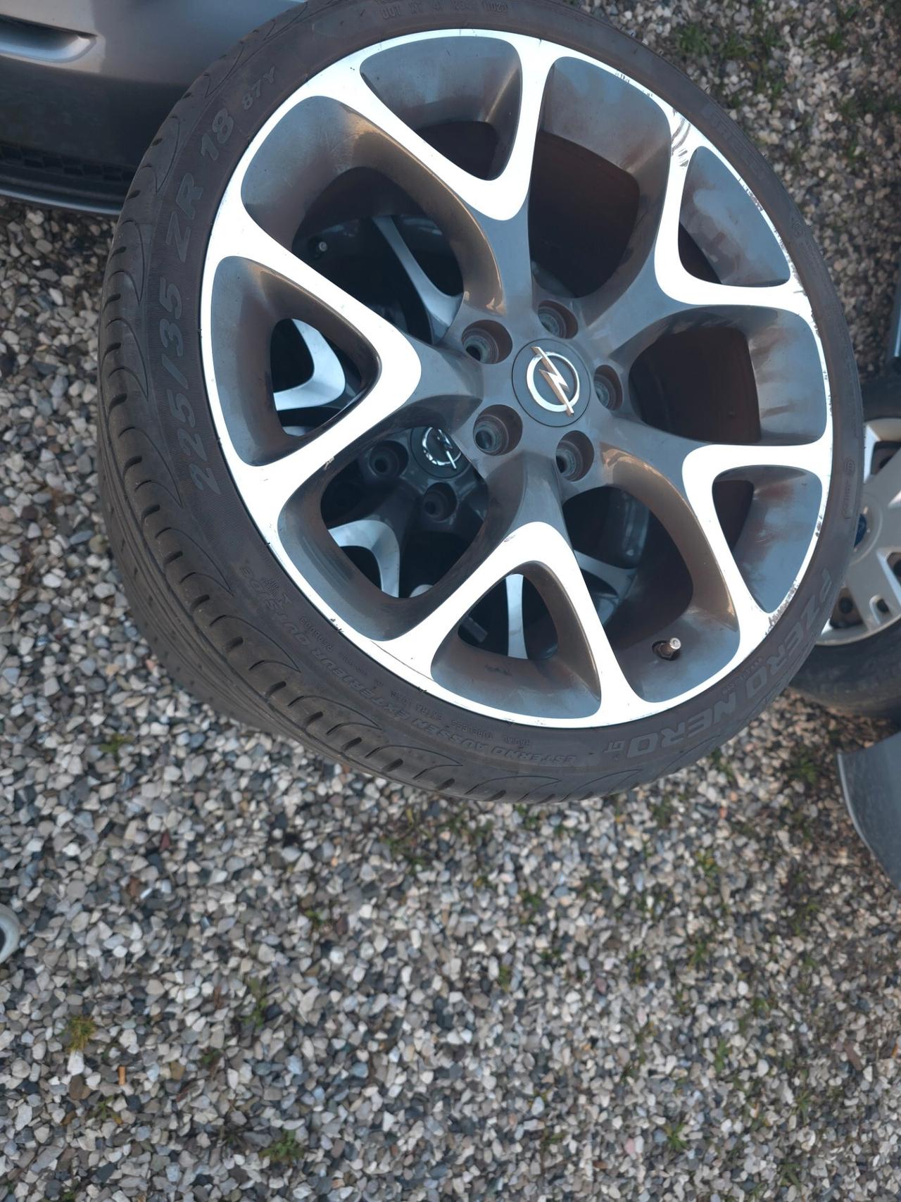 Opel Corsa 1.6 T 192CV 3 porte OPC