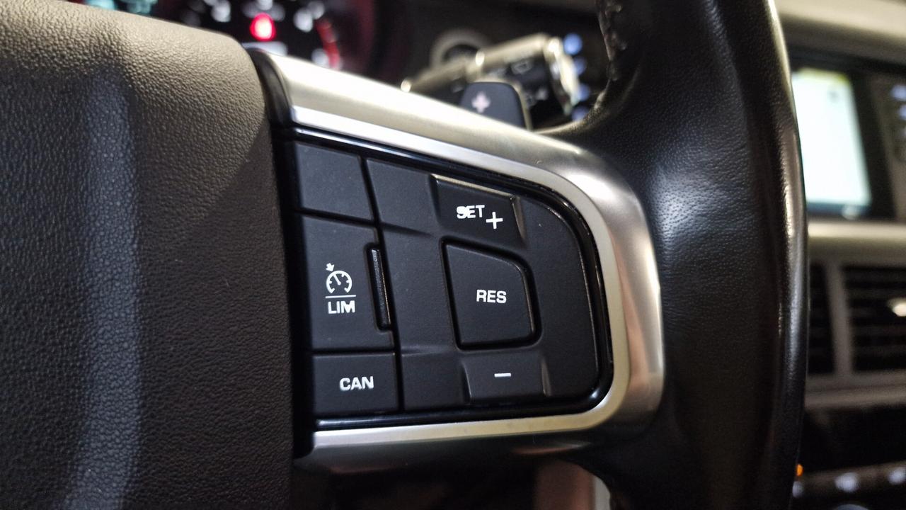 Land Rover Discovery Sport 2.0 TD4 180 CV HSE Luxury