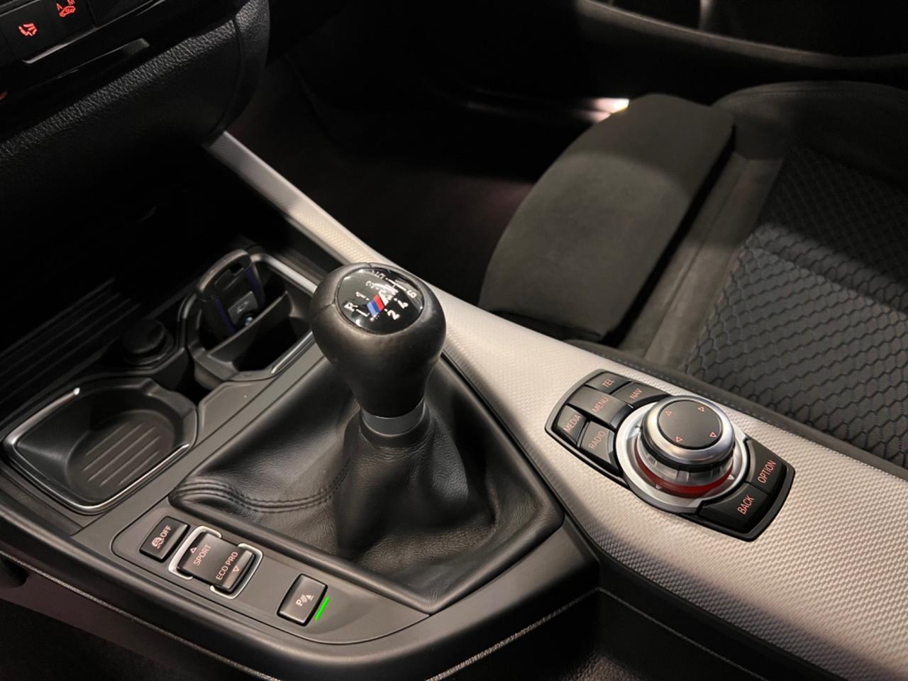Bmw 118 118d 5p. Msport