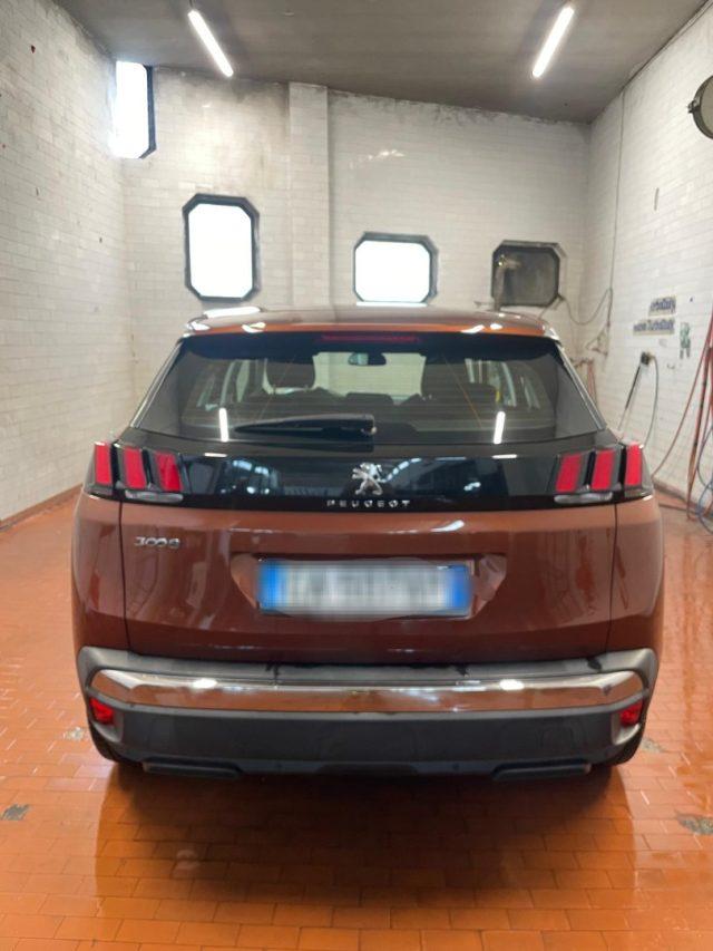 PEUGEOT 3008 BlueHDi 130 S&S EAT8 Business