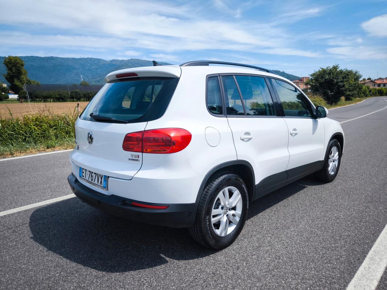 VOLKSWAGEN TIGUAN 1,4 TSI BENZINA 122 CV-OK NEOPATENTATI-GANCIO TRAINO