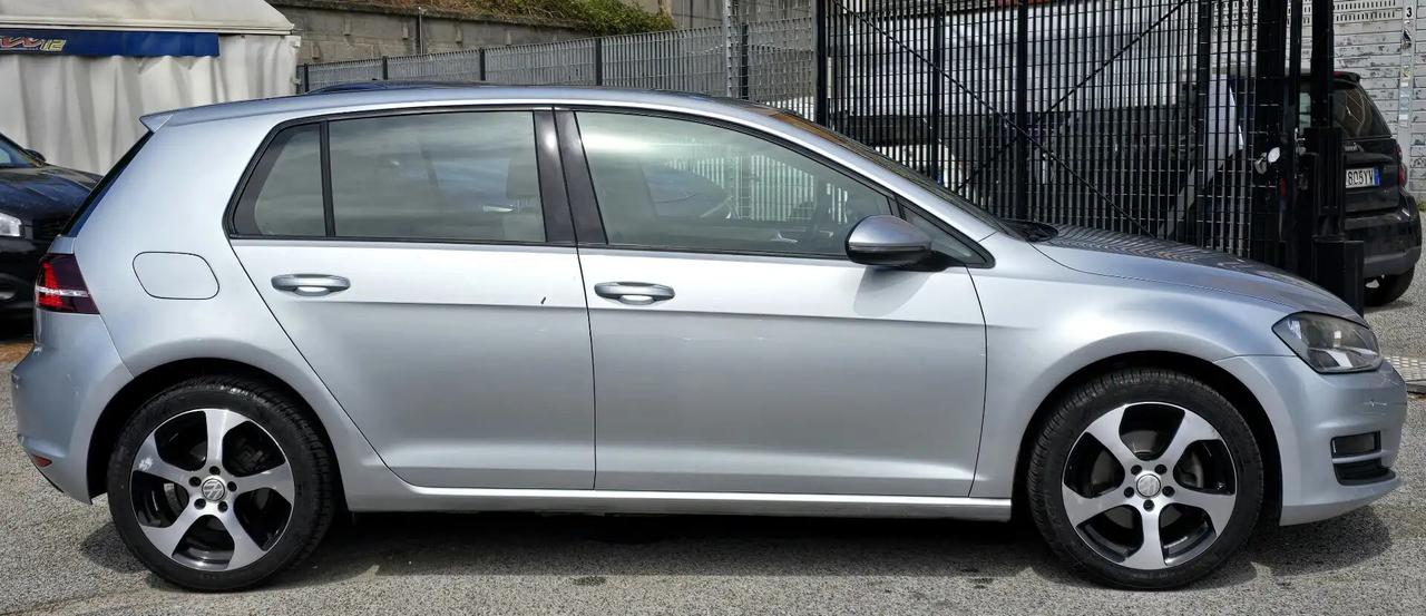 Volkswagen Golf 5p 1.6 tdi (btdi) Highline 110cv