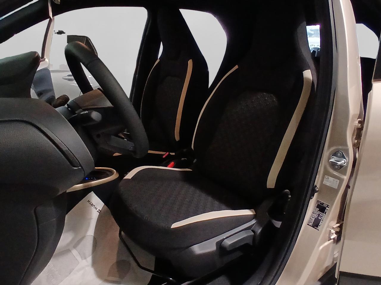 Toyota Aygo X 1.0 VVT-i 72 CV 5 porte Trend S-CVT