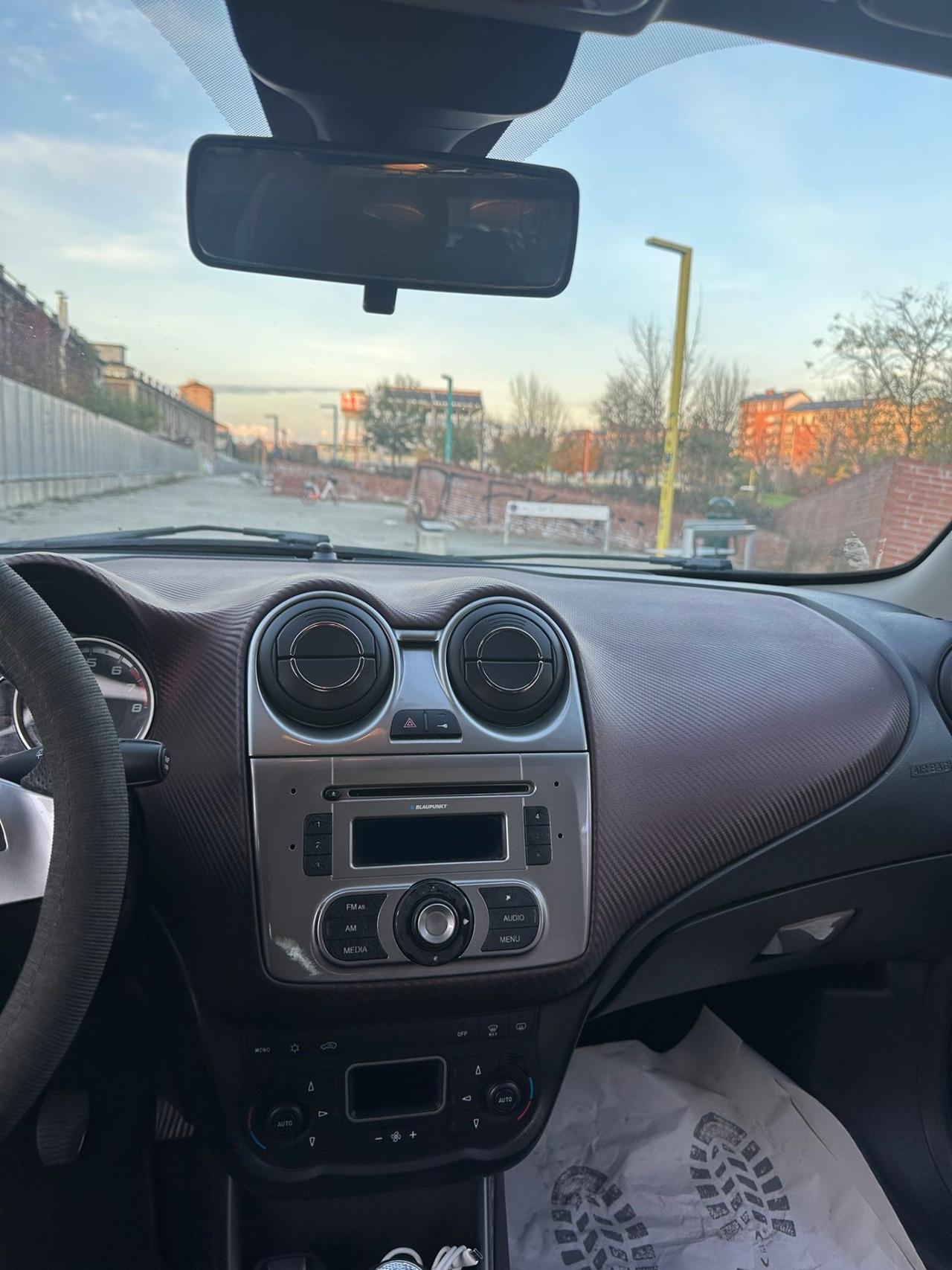 Alfa Romeo MiTo 1.4 T 155 CV Distinctive Sport Pack