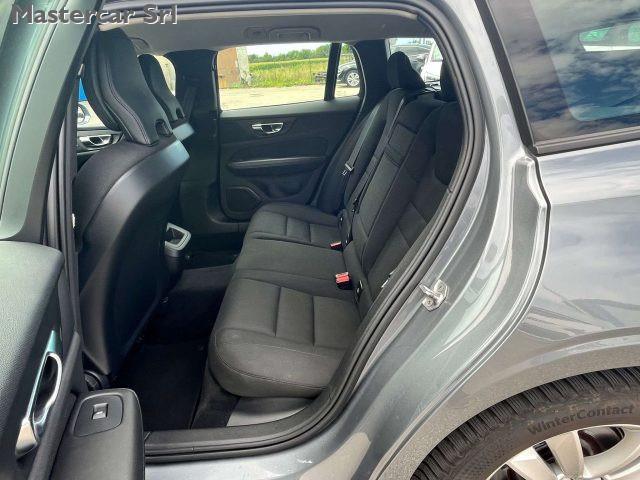 VOLVO V60 V60 2.0 b4 Momentum Business auto - GF230BY