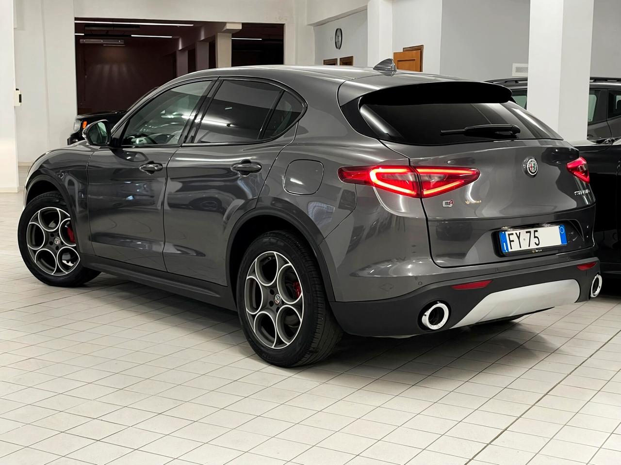 Alfa Romeo Stelvio 2.2 TD 190 CV EXECUTIVE Q4 CERCHI 19" PERFETTA KIT DISTRIBUZIONE SOSTITUITO
