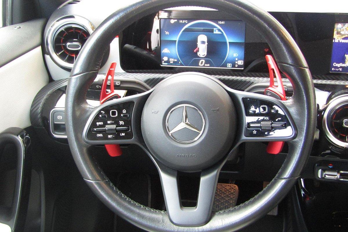 MERCEDES A 180 d Automatic Business