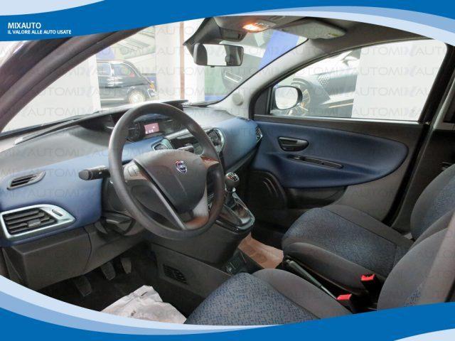 LANCIA Ypsilon Hybrid 1.0 FireFly 70cv 5 Porte Gold EU6 KM Ø