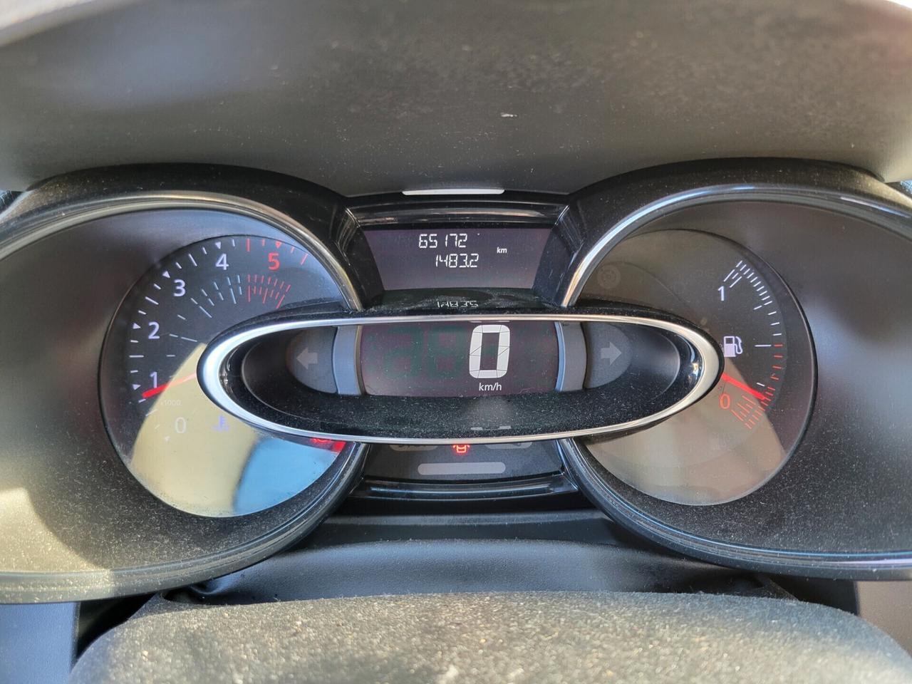 Renault Clio 1.5 dCi 75CV AUTOCARRO NEOPATENTATI