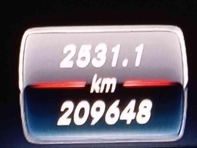 MERCEDES-BENZ A 180 d Premium