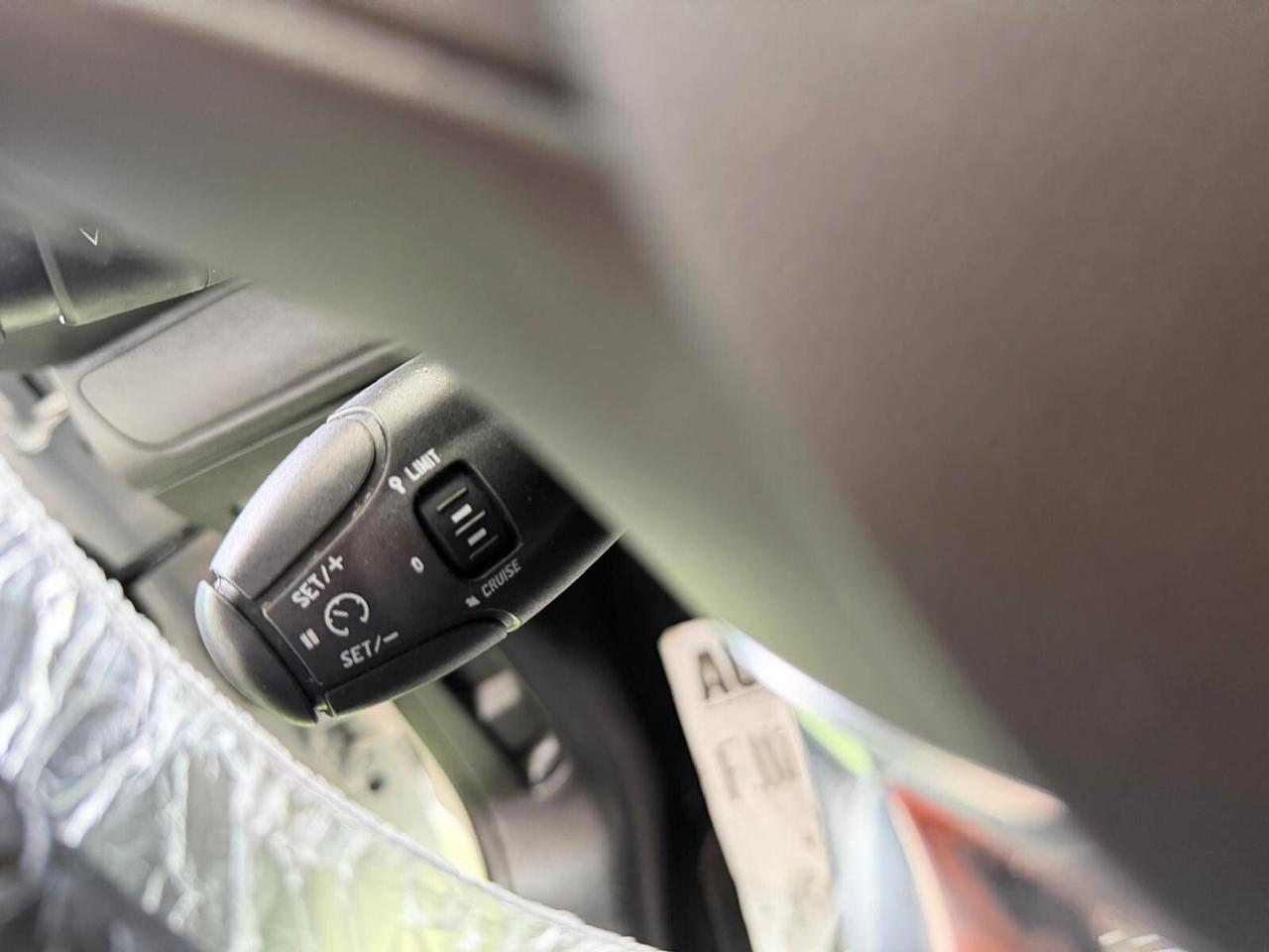 PEUGEOT 208 1.6 DIESEL 75CV