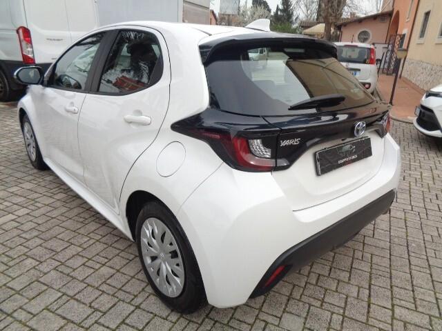 Toyota Yaris 1.5 Hybrid 5 porte Active NESSUN VINCOLO DI FINANZIAMENTO