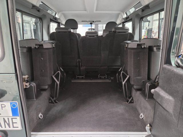 LAND ROVER Defender 110 2.4 TD4 SE IVA ESPOSTA