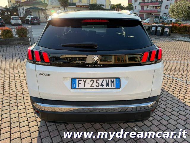 PEUGEOT 3008 PureTech Turbo 130 S&S Allure