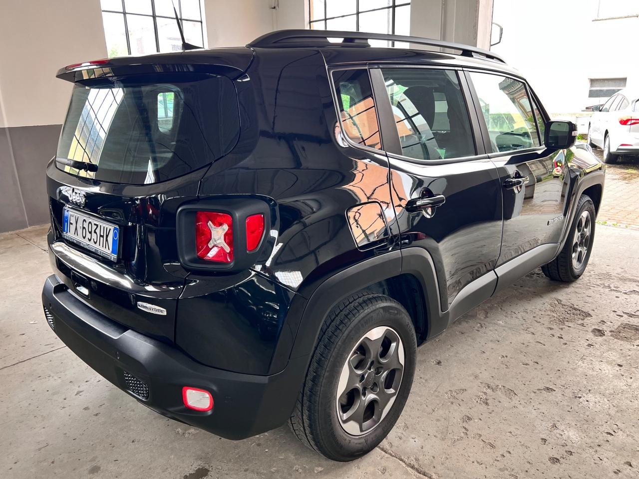 Jeep Renegade 1.3 T4 DDCT Longitude