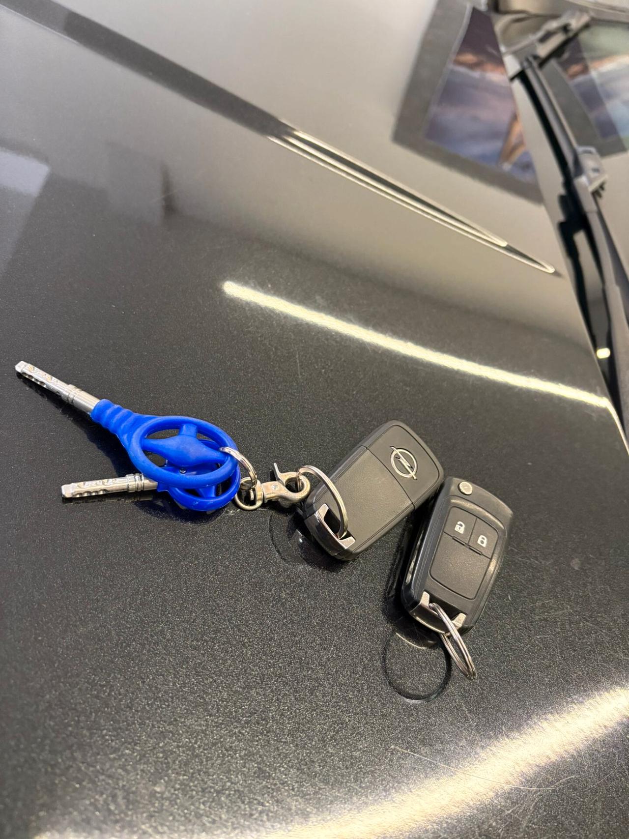 Opel Mokka 1.4 Turbo GPL Tech 140CV 4x2 Cosmo b-Color