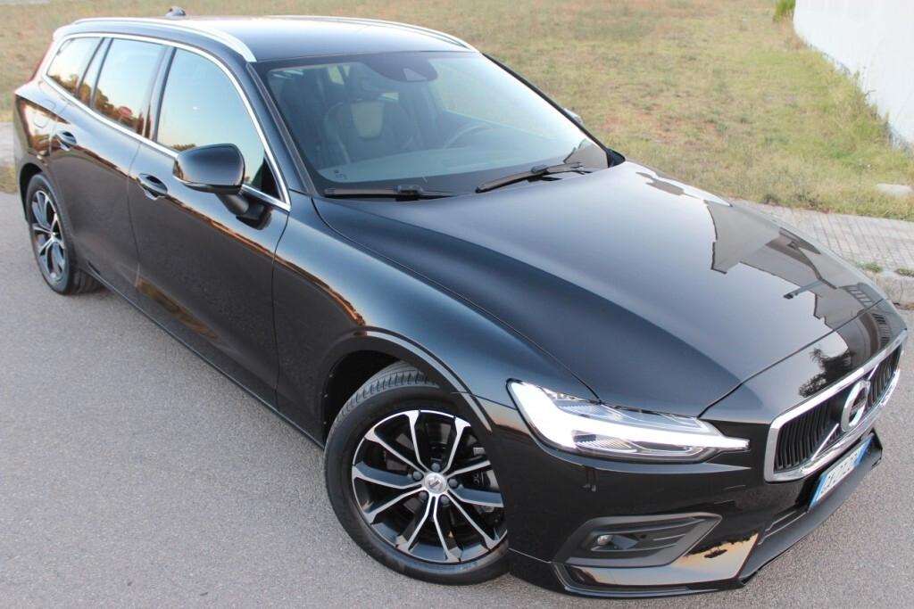 Volvo V60 2.0 D3 Geartronic *PELLE *RETROCAMERA