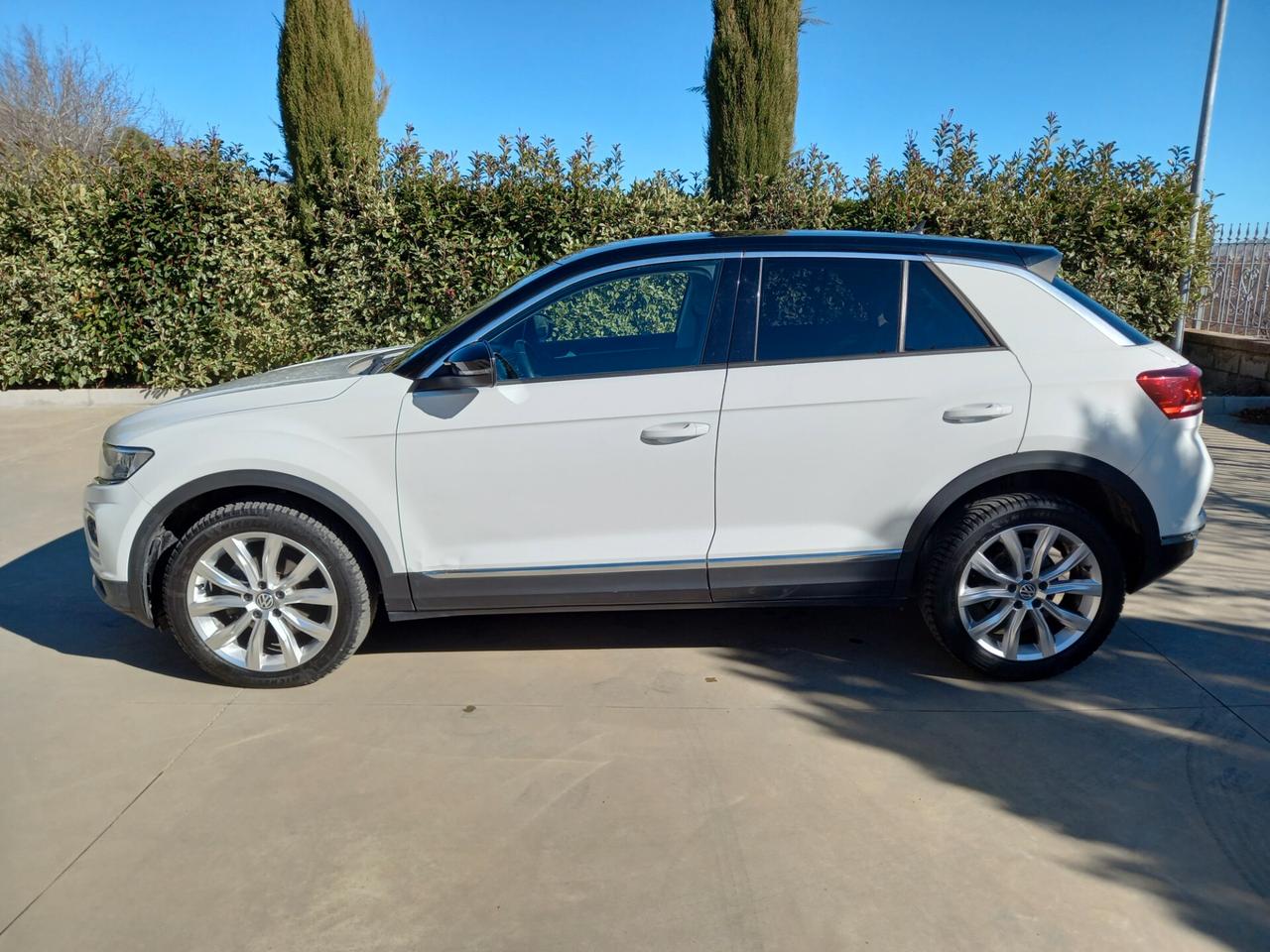 Volkswagen T-Roc 1.6 TDI SCR Business BlueMotion Technology