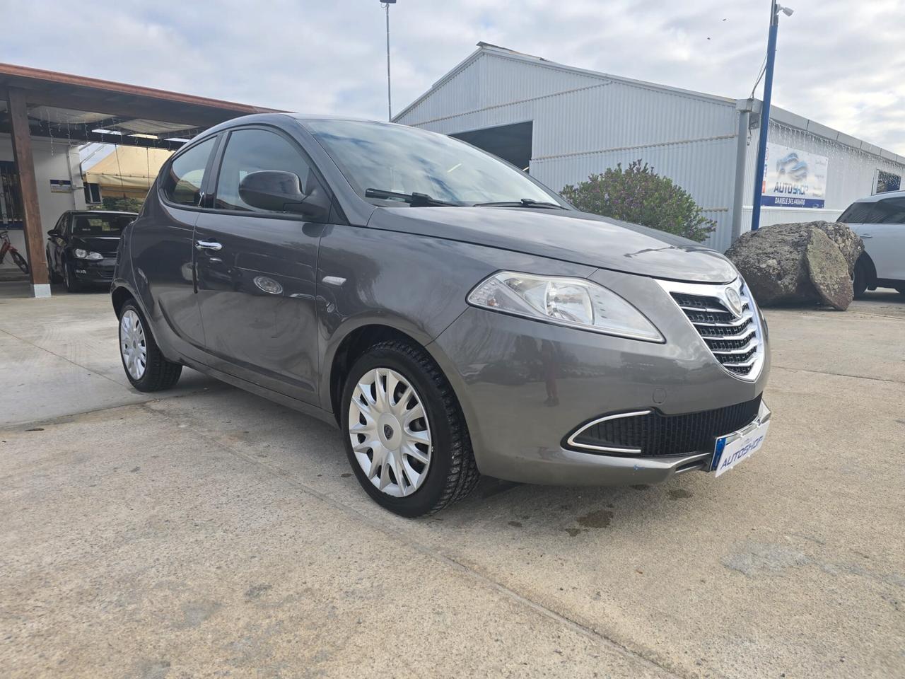 Lancia Ypsilon 1.3 MJT 16V 95 CV 5 porte S&S Gold