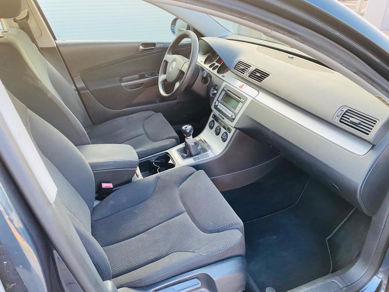Volkswagen Passat 1.9 TDI/105CV Comfortline