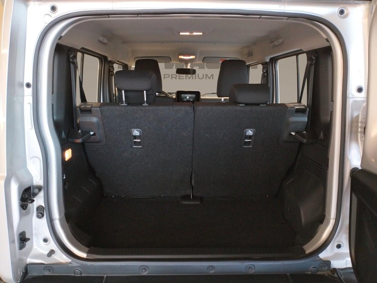 Suzuki Jimny 1.5 GLX 5-Door 4x4 HI A/T - IVA ESCLUSA