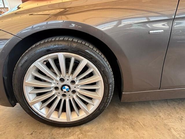 Bmw 320d Touring Luxury Aut.
