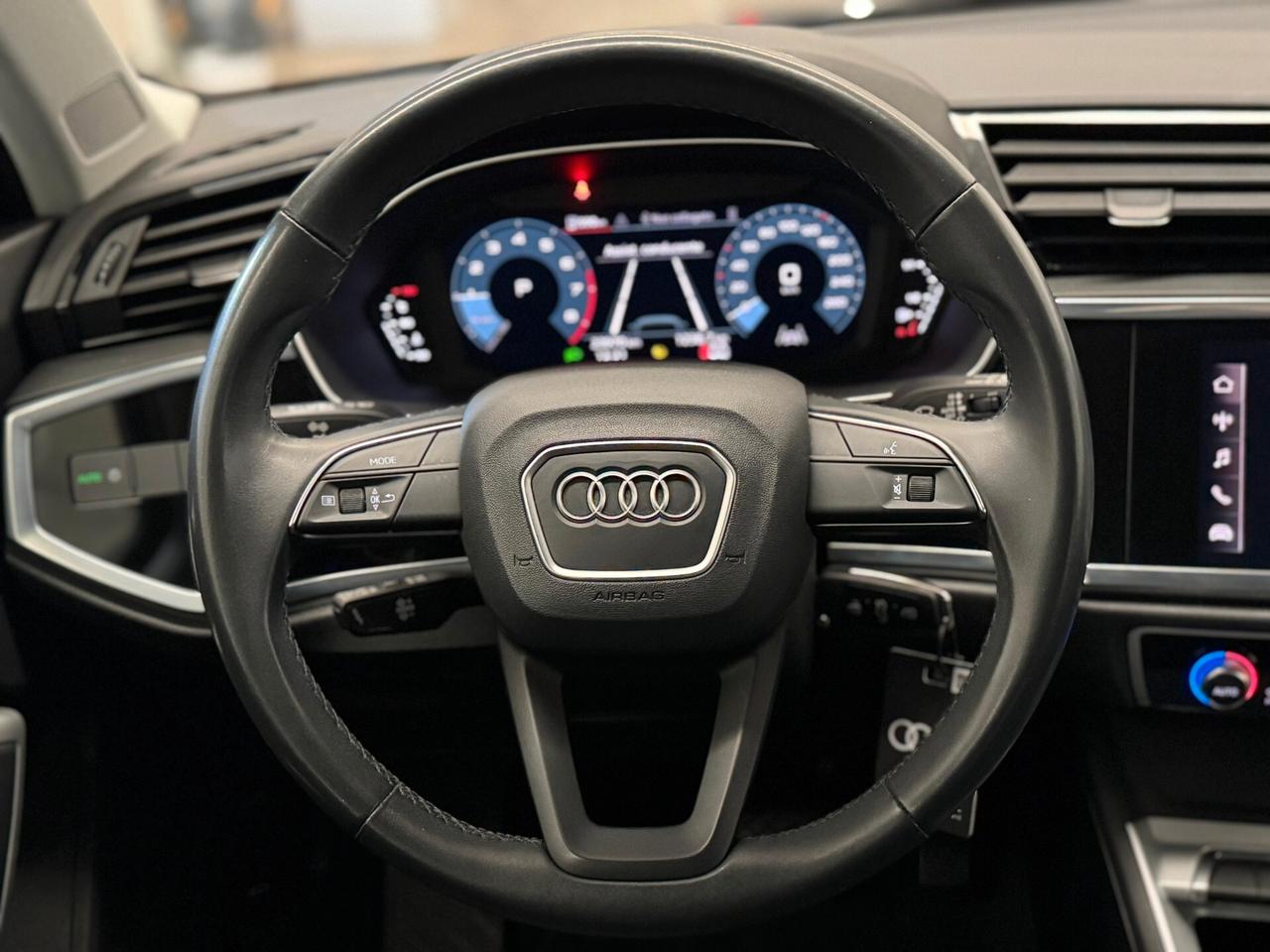 Audi Q3 35 TFSI S tronic MHEV