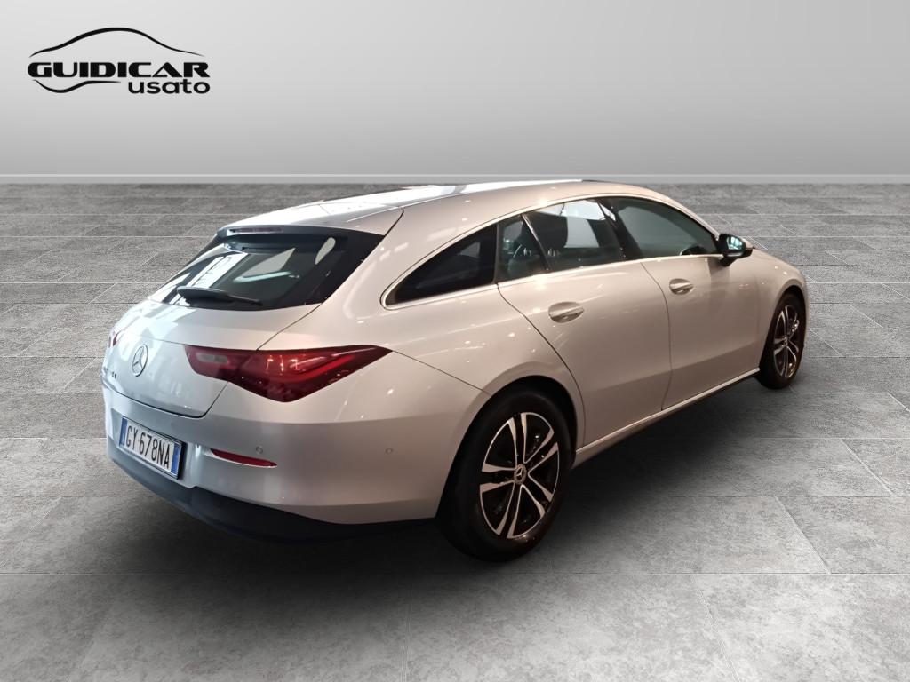 Mercedes-Benz CLA Sh.Brake - X118 2023 - CLA Shooting Brake 180 d Advanced auto