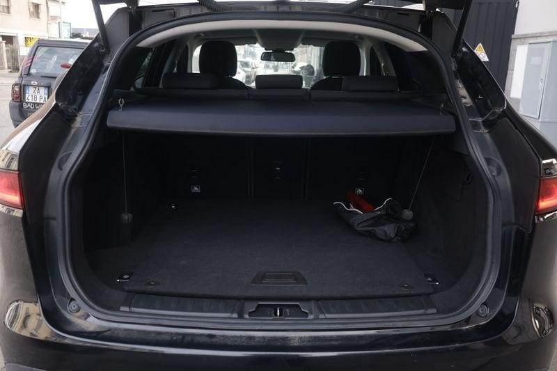Jaguar F-Pace Jaguar F-Pace 2.0d 180 CV AWD Automatico Unicoproprietario