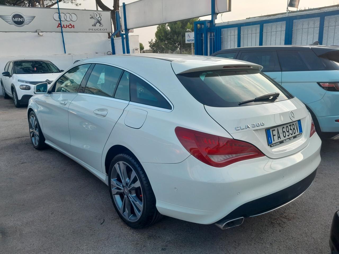 Mercedes CLA 200 d Shooting brake Premium