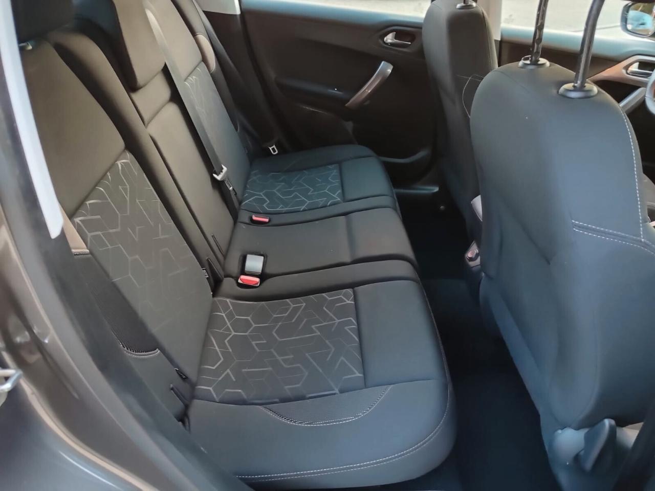 Peugeot 2008 1.6 HDI 75CV (KM 76000)