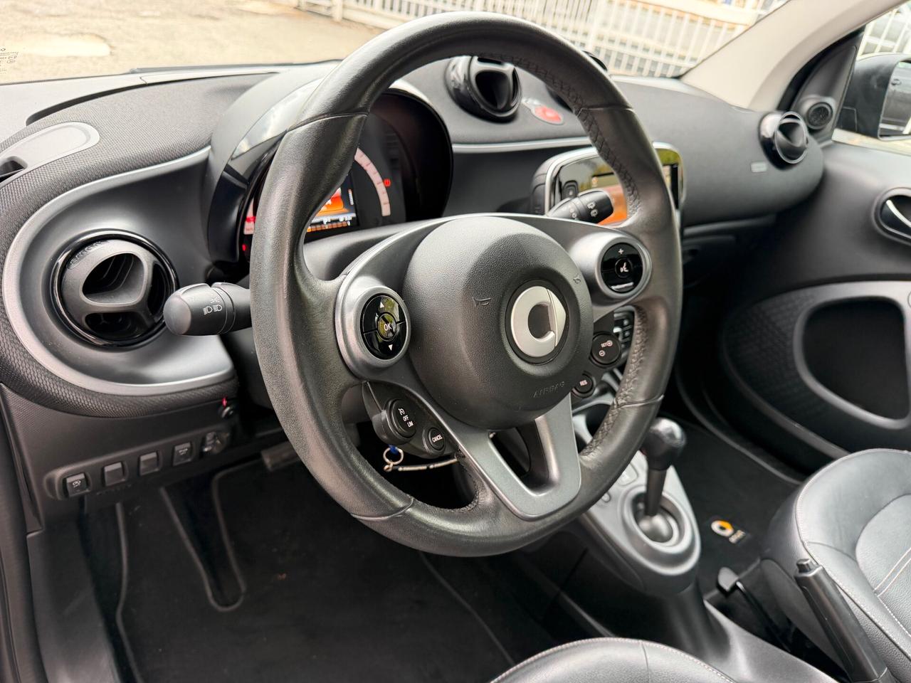 Smart ForTwo 70 1.0 twinamic Prime NAVI PELLE