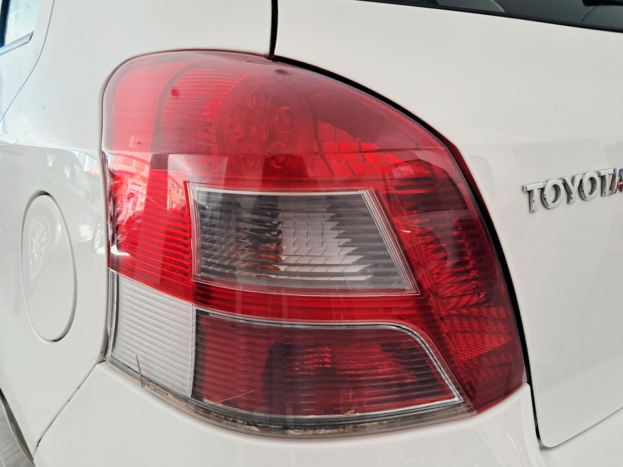 Toyota Yaris 1.3 5 porte