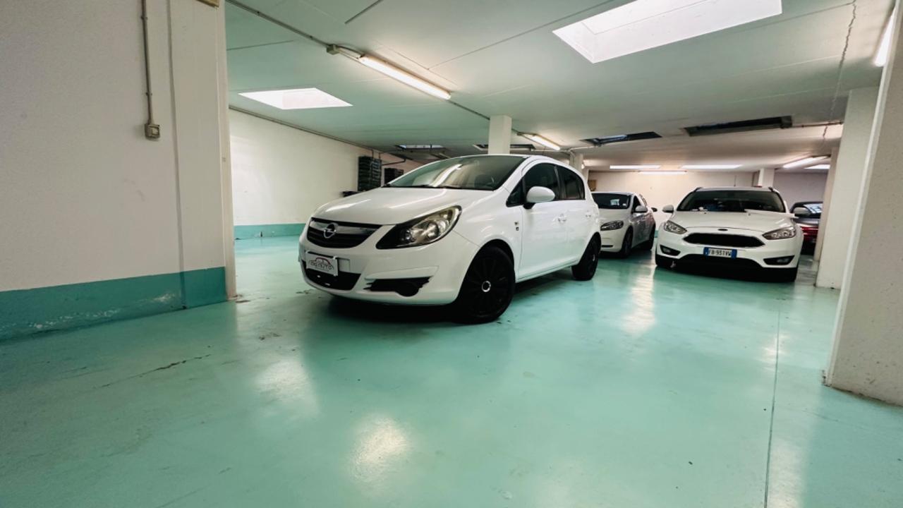 Opel Corsa 1.2 80CV 5P GPL OK NEO